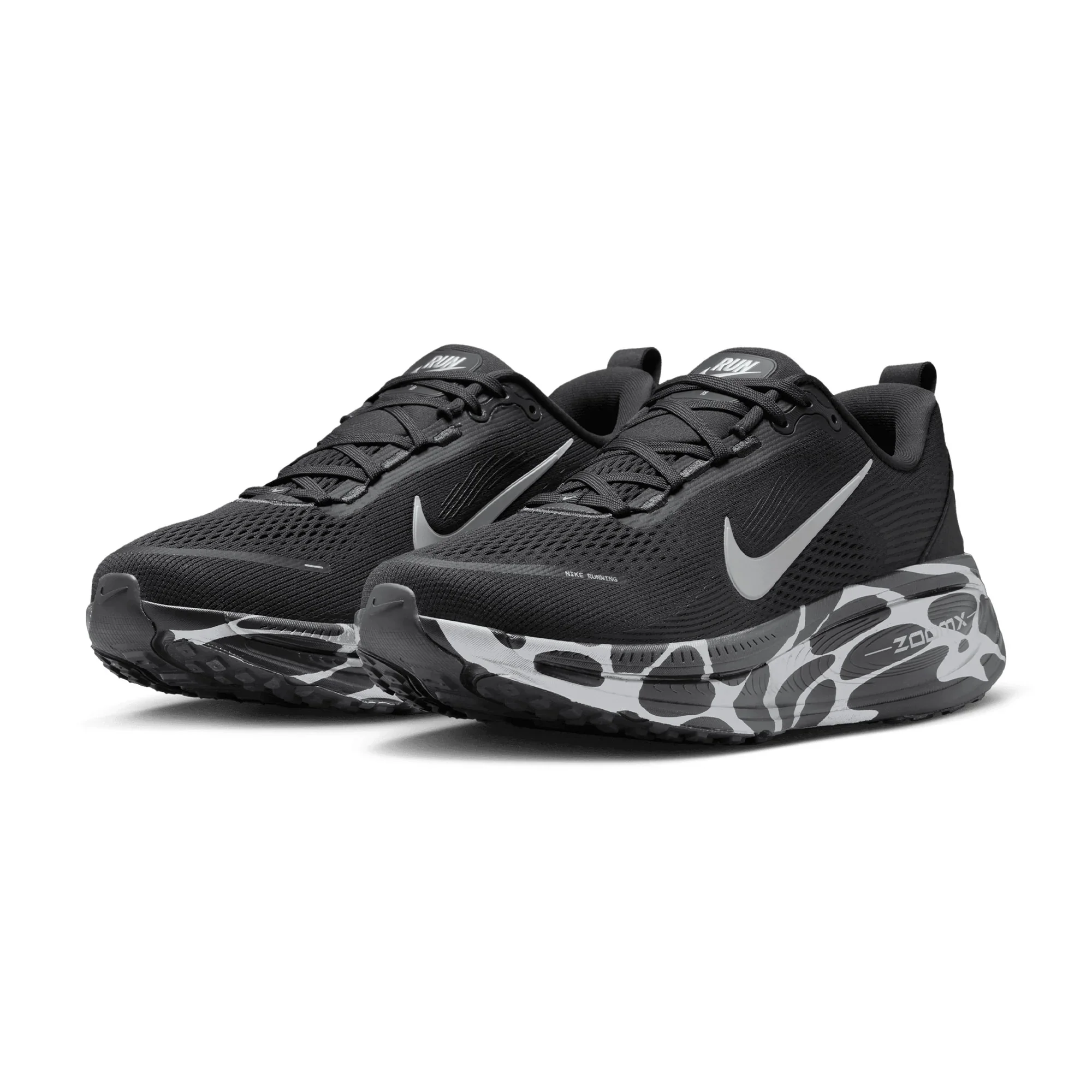Nike Vomero 18 Anthracite Reflect Silver IM6010-060, Nike Vomero 18 IM6010-060 Anthracite side view, Nike Vomero 18 Anthracite Reflect Silver men's running shoes, Nike Vomero 18 black silver running shoes side profile, Nike Vomero 18 Anthracite front view, Nike Vomero 18 Anthracite rear view, Nike Vomero 18 Anthracite top view, Nike Vomero 18 Anthracite outsole, Nike Vomero 18 Reflect Silver details, Nike Vomero 18 ZoomX ReactX midsole, Nike Vomero 18 engineered mesh upper, Nike Vomero 18 reflective details, Nike Vomero 18 black grey sneakers, Nike Vomero 18 IM6010-060 Pakistan,